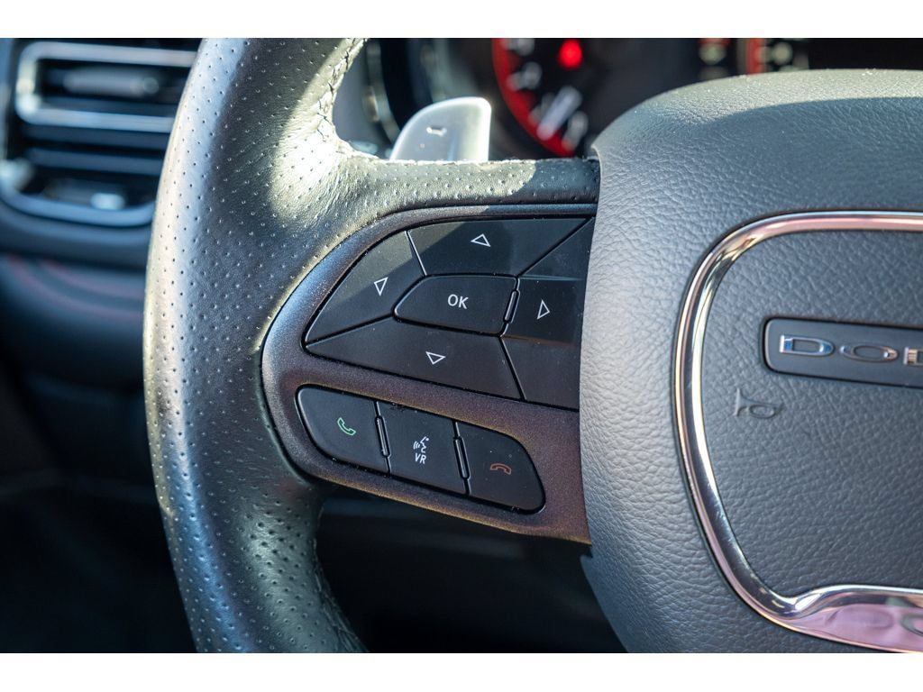 Used 2025 Dodge Durango GT RWD image 18