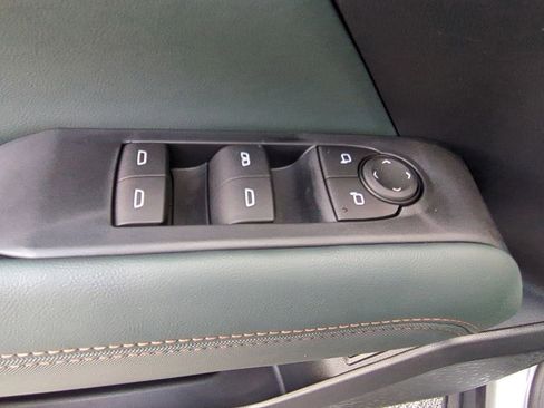 Used 2026 GMC Terrain AT4 w/ Technology Package II image 23