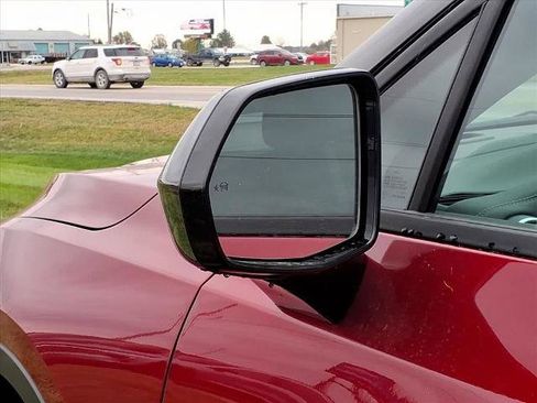 New 2025 Chevrolet Blazer LT w/ Convenience Package image 18