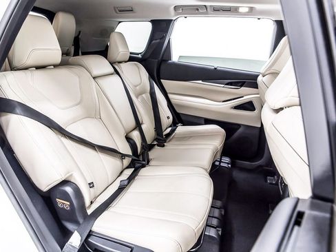 Used 2023 INFINITI QX60 Sensory w/ Vision Package AWD/4WD image 34