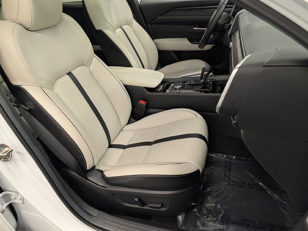 Used 2026 MAZDA CX-50 AWD 2.5 S w/ Cargo Package image 30