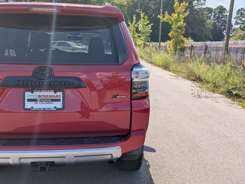 Used 2019 Toyota 4Runner TRD Off-Road Premium AWD/4WD image 7