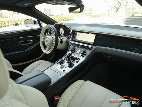Used 2023 Bentley Continental GT V8 image 32
