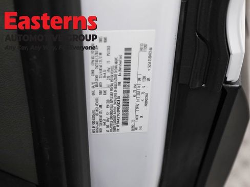Used 2023 Ford Transit 350 XLT RWD image 34