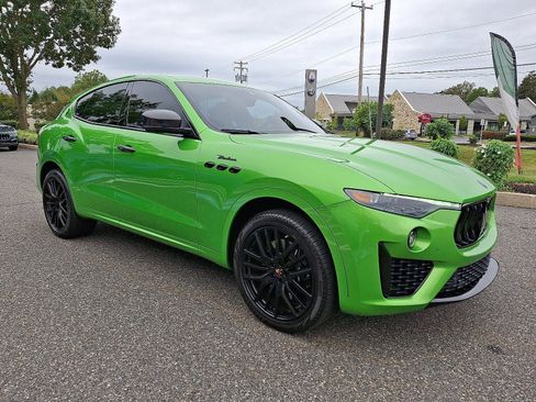 Used 2023 Maserati Levante Modena AWD/4WD image 3