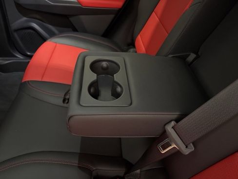 Used 2024 Chevrolet Equinox EV RS image 28