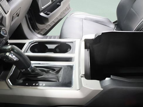 Used 2017 Ford F150 Lariat AWD/4WD image 22