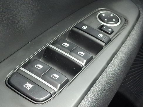 Used 2023 Kia Forte LXS FWD image 25
