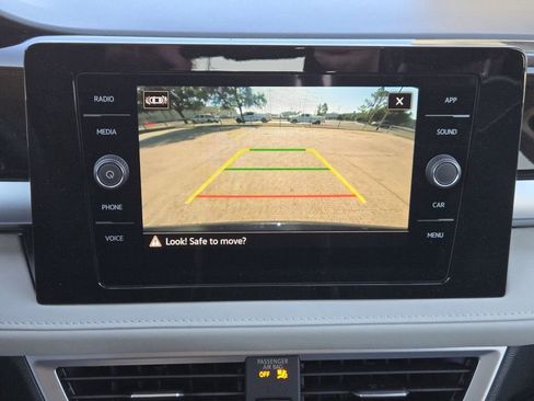 New 2026 Volkswagen Taos SE AWD/4WD image 15