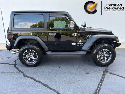 Certified 2025 Jeep Wrangler Sport AWD/4WD image 14