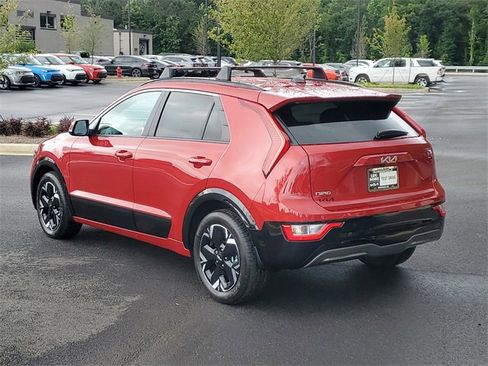 New 2025 Kia Niro Wind w/ Wind Preserve Package image 6
