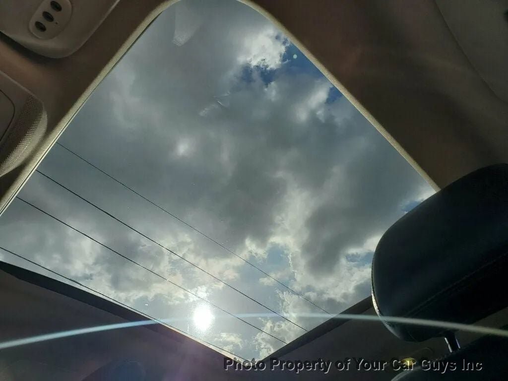 Used 2016 Lincoln MKZ w/ Equipment Group 300A Reserve FWD image 28
