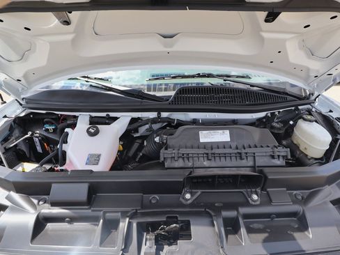 New 2025 GMC Savana 2500 Extended w/ Driver Convenience Package image 28