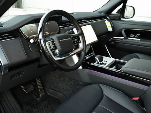 New 2026 Land Rover Range Rover SE image 25