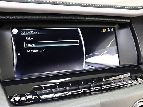 Used 2022 Rolls-Royce Cullinan w/ Cullinan Package AWD/4WD image 67