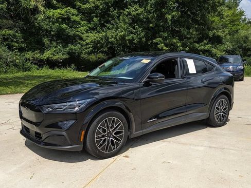 Used 2025 Ford Mustang Mach-E Premium AWD/4WD image 7