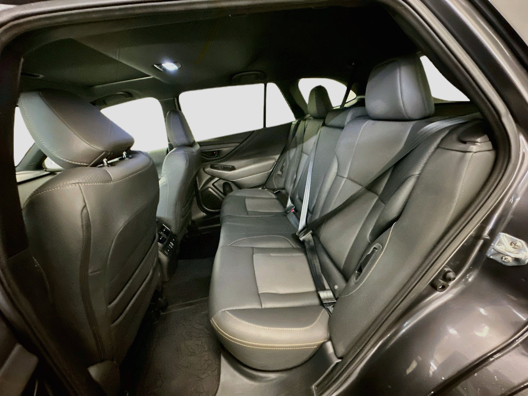 Used 2025 Subaru Outback Wilderness w/ Wilderness Package AWD/4WD image 30