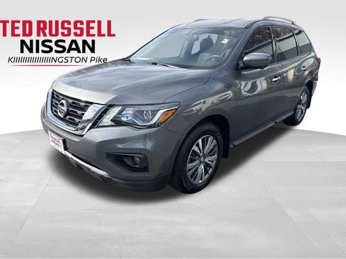 Used 2020 Nissan Pathfinder SL image 1