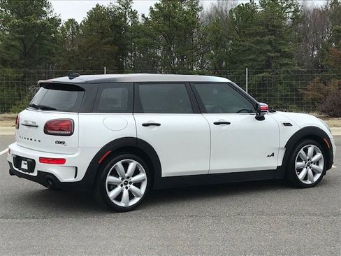 Used 2024 MINI Cooper Clubman S image 3