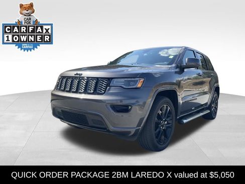 Used 2021 Jeep Grand Cherokee Laredo X image 1