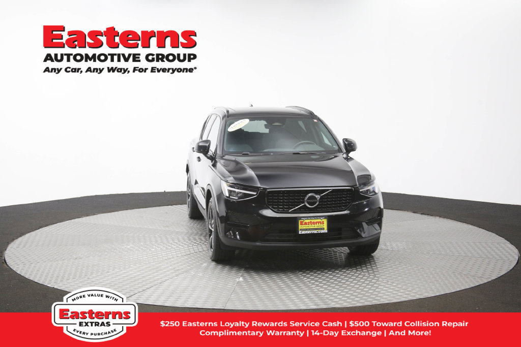 Used 2024 Volvo XC40 B5 Core AWD/4WD image 53