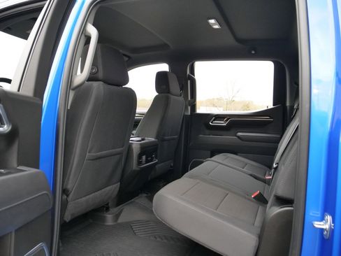 Used 2025 Chevrolet Silverado 1500 RST AWD/4WD image 30