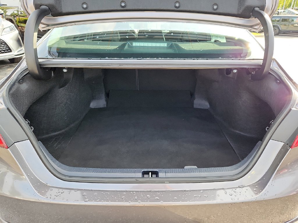 Used 2024 Toyota Camry XSE FWD image 28