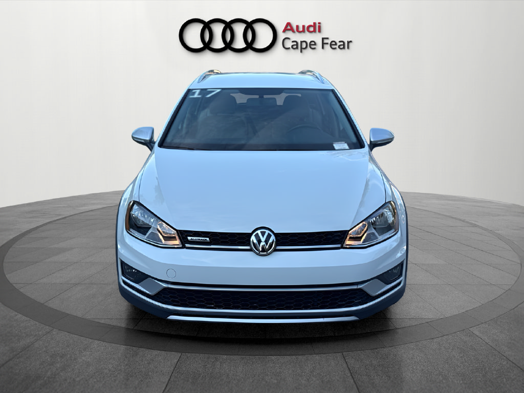 Used 2017 Volkswagen Golf Alltrack AWD/4WD image 11