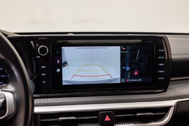 Used 2022 Kia K5 GT-Line w/ GT-Line FWD Premium Package image 16