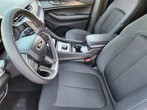 New 2025 Jeep Grand Cherokee Laredo w/ MOPAR Finishing Package image 9