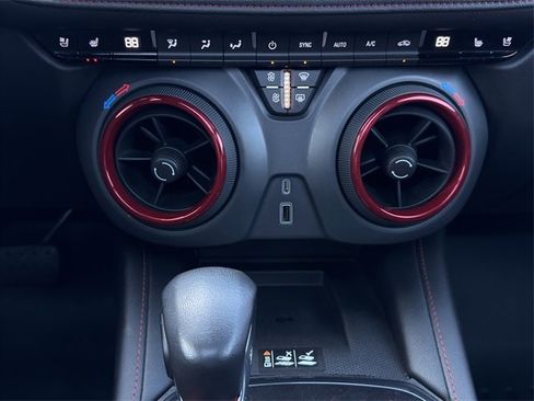 Used 2021 Chevrolet Blazer RS w/ Enhanced Convenience Package image 20