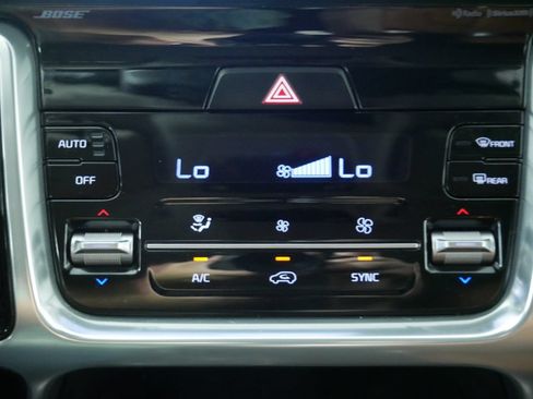 Used 2023 Kia Sorento SX Prestige AWD/4WD image 33