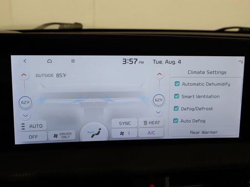 Used 2022 Kia EV6 GT-Line w/ GT-Line Suede Seat Package AWD/4WD image 39