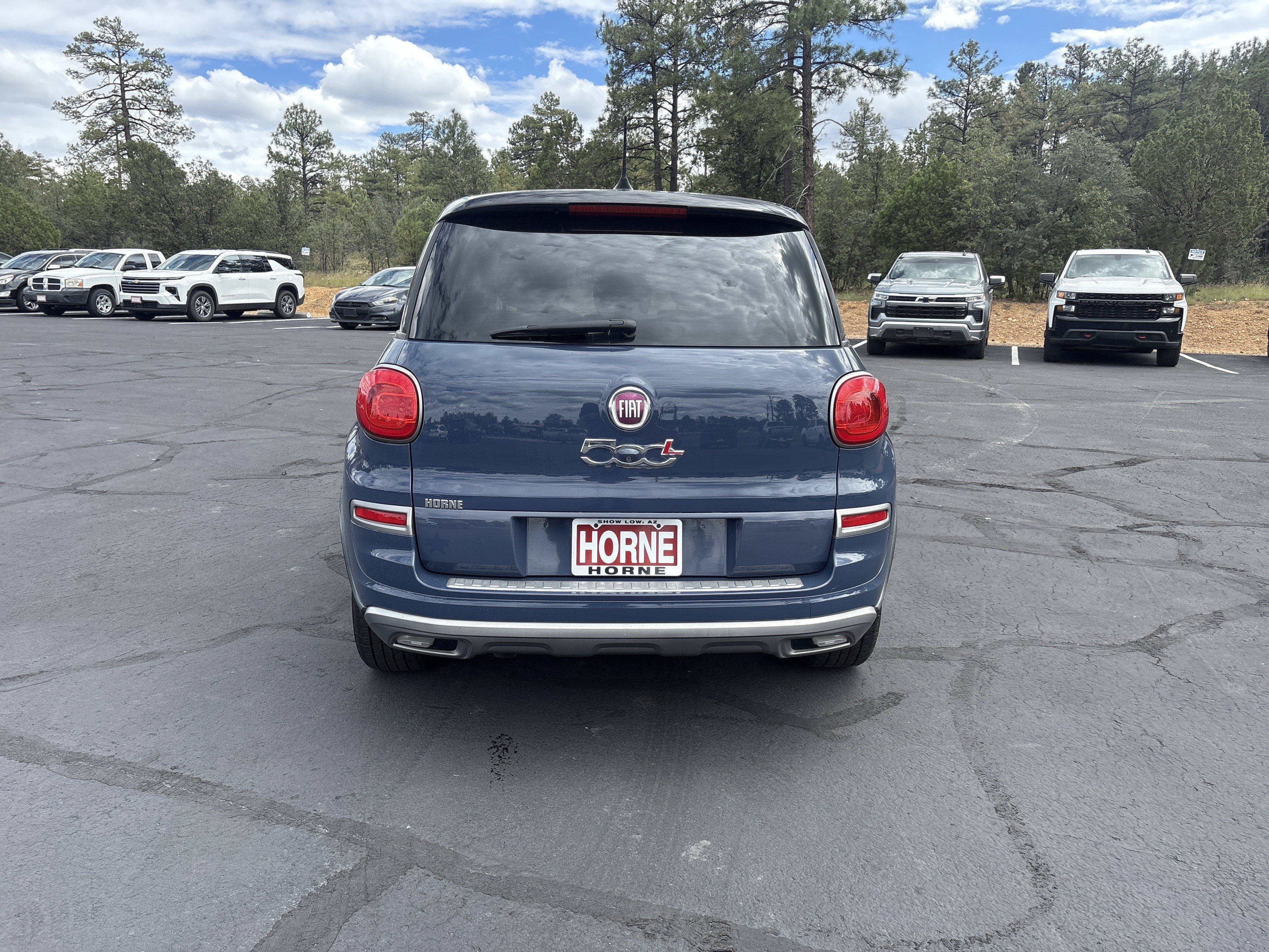 Used 2018 FIAT 500L Trekking w/ Urbana Appearance Package FWD image 9