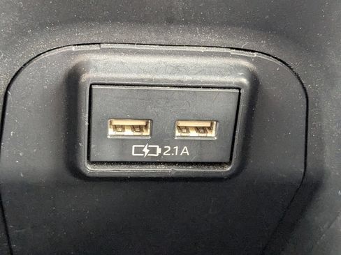 Used 2021 Toyota RAV4 XLE FWD image 26