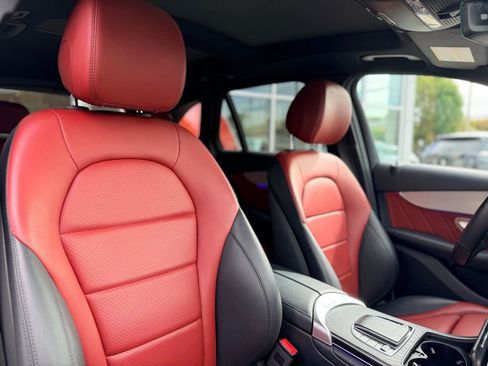 Used 2022 Mercedes-Benz GLC 300 4MATIC image 23