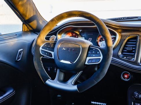 Used 2022 Dodge Challenger SRT Hellcat image 16