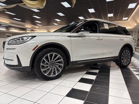 Certified 2023 Lincoln Corsair Reserve image 42