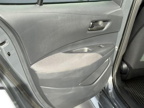 Certified 2025 Toyota Corolla LE image 28