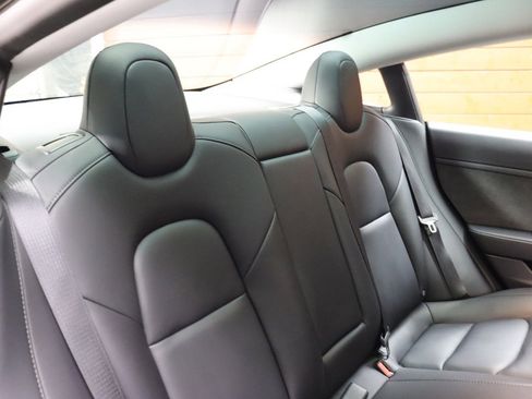 Used 2023 Tesla Model 3 Standard Range image 62