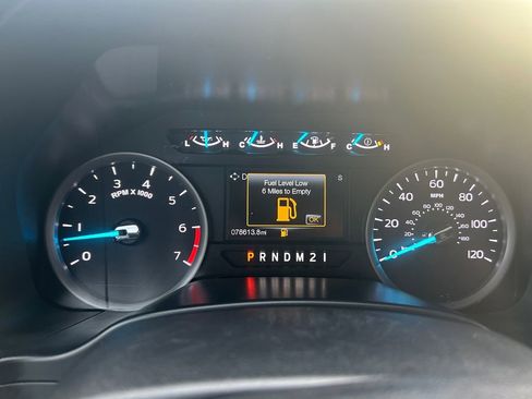 Used 2018 Ford F350 XLT w/ XLT Premium Package image 16