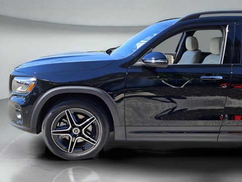 New 2026 Mercedes-Benz GLB 250 image 36
