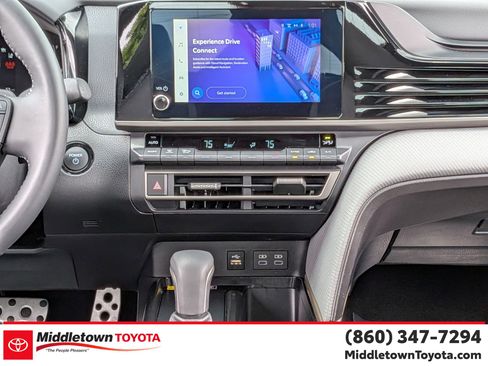 Certified 2025 Toyota Camry SE AWD/4WD image 30