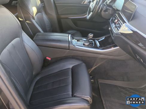 Used 2020 BMW X5 M50i w/ Premium Package image 11