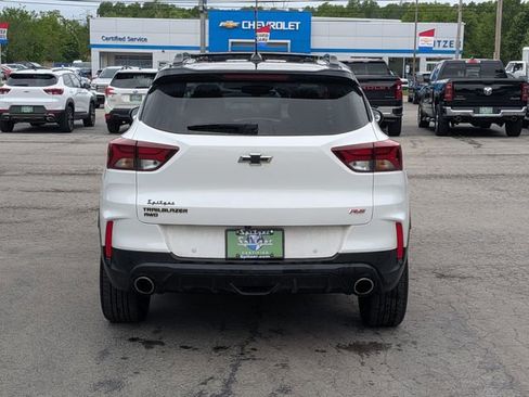Used 2022 Chevrolet TrailBlazer RS w/ Sun and Liftgate Package AWD/4WD image 10
