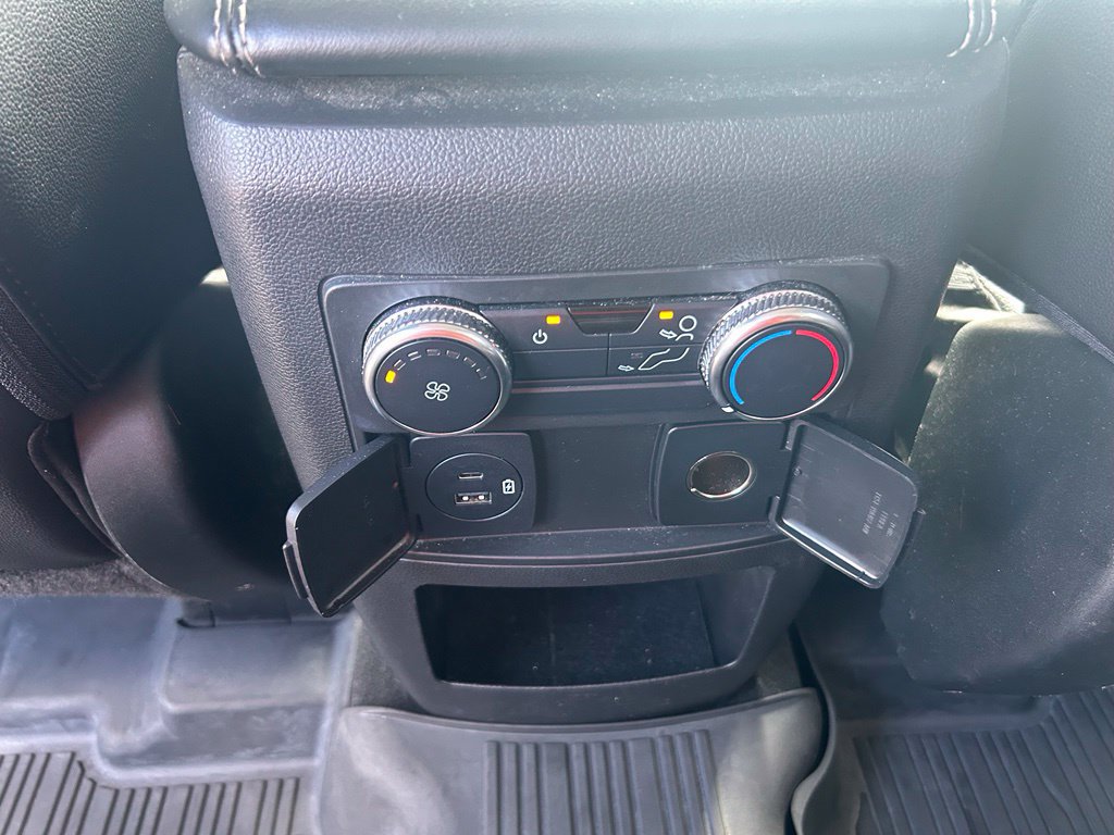 Used 2021 Ford Explorer XLT w/ Equipment Group 202A AWD/4WD image 13