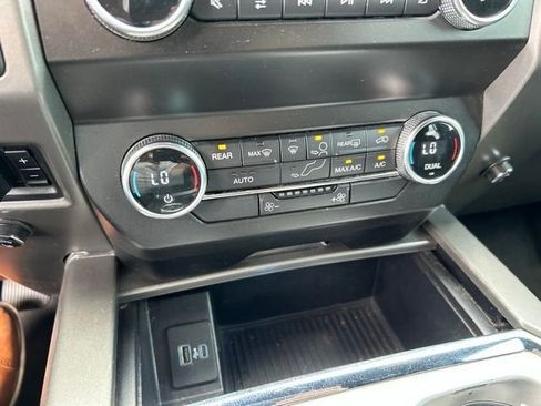 Used 2021 Ford Expedition Max XLT AWD/4WD image 7