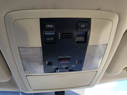 Used 2014 Lexus CT 200h FWD image 31