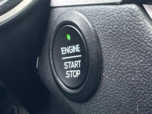 Used 2022 Ford Escape SE w/ Convenience Package AWD/4WD image 23
