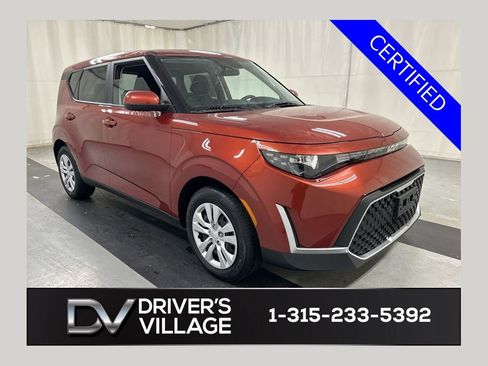 Certified 2023 Kia Soul LX image 1